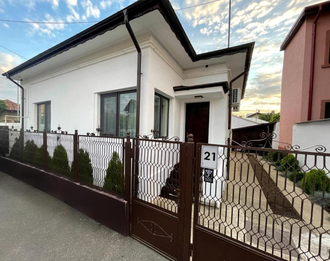Premier Rooms Ploiesti Luaran gambar