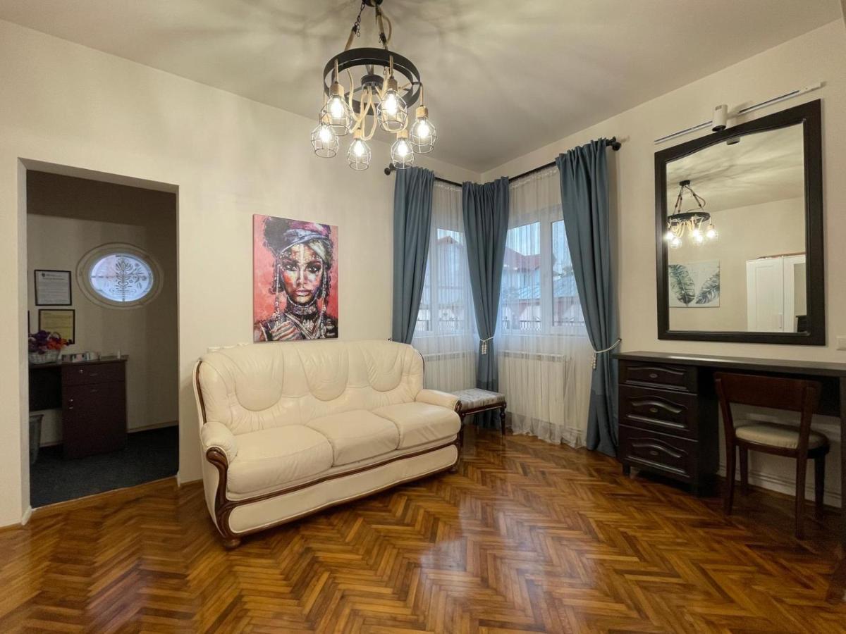 Premier Rooms Ploiesti Luaran gambar