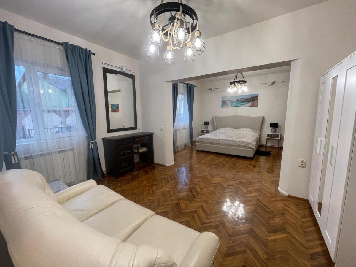 Premier Rooms Ploiesti Luaran gambar